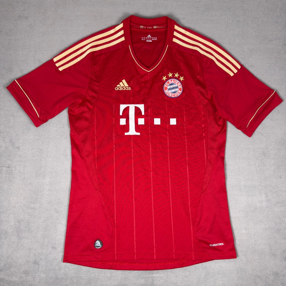 Adidas Bayern Munich 2011-12 Home Soccer Jersey Red Gold ClimaCool Bundesliga M